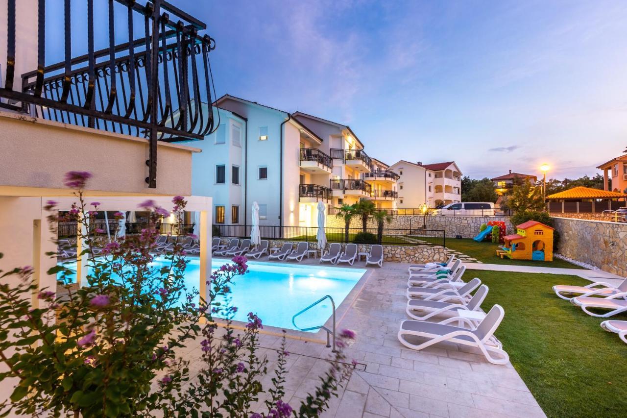 Cool Silo Appartement Resort Bagian luar foto